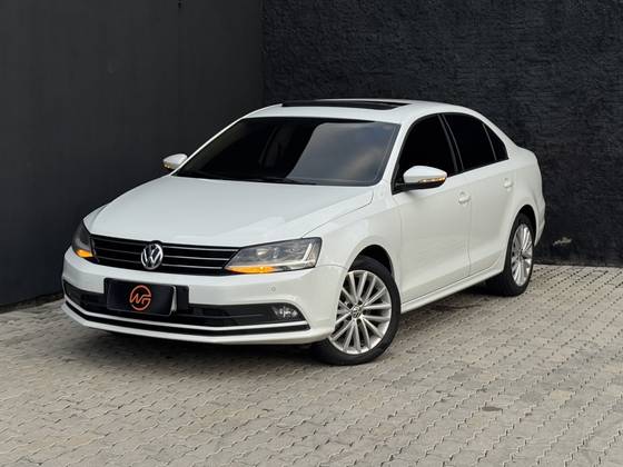 VOLKSWAGEN JETTA 1.4 16V TSI COMFORTLINE GASOLINA 4P TIPTRONIC VOLKSWAGEN JETTA 1.4 16V TSI COMFORTLINE GASOLINA 4P TIPTRONIC